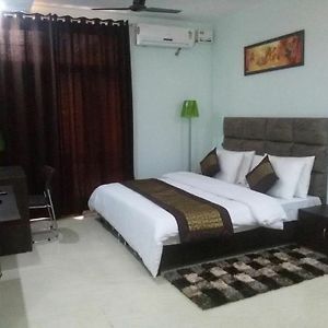 Smart Rooms